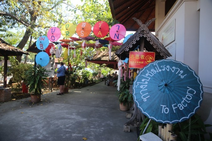 chiang mai izleti Bo Sang Handicraft Village