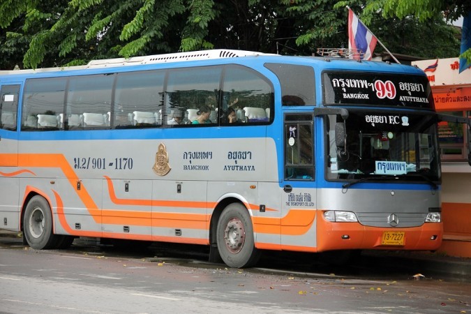 Bus-Bangkok-Ayutthaya