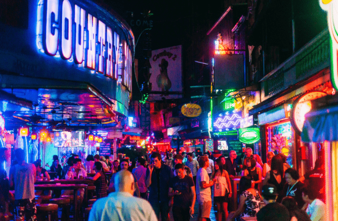 noćni život Bangkok soi cowboy go go plesačice kurve bangkok kurve tajland prostitutke cijena barovi bargirls